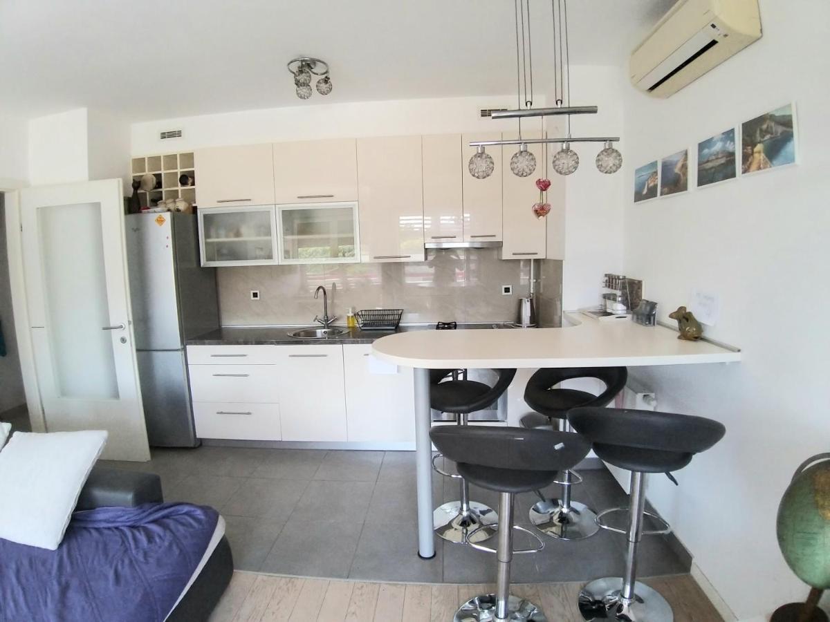 Theos Atelier Self Check In Apartment W Free Private Parking Zagabria Esterno foto